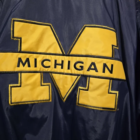 Vintage Wolverines Men's Jacket - Picture 8 of 8